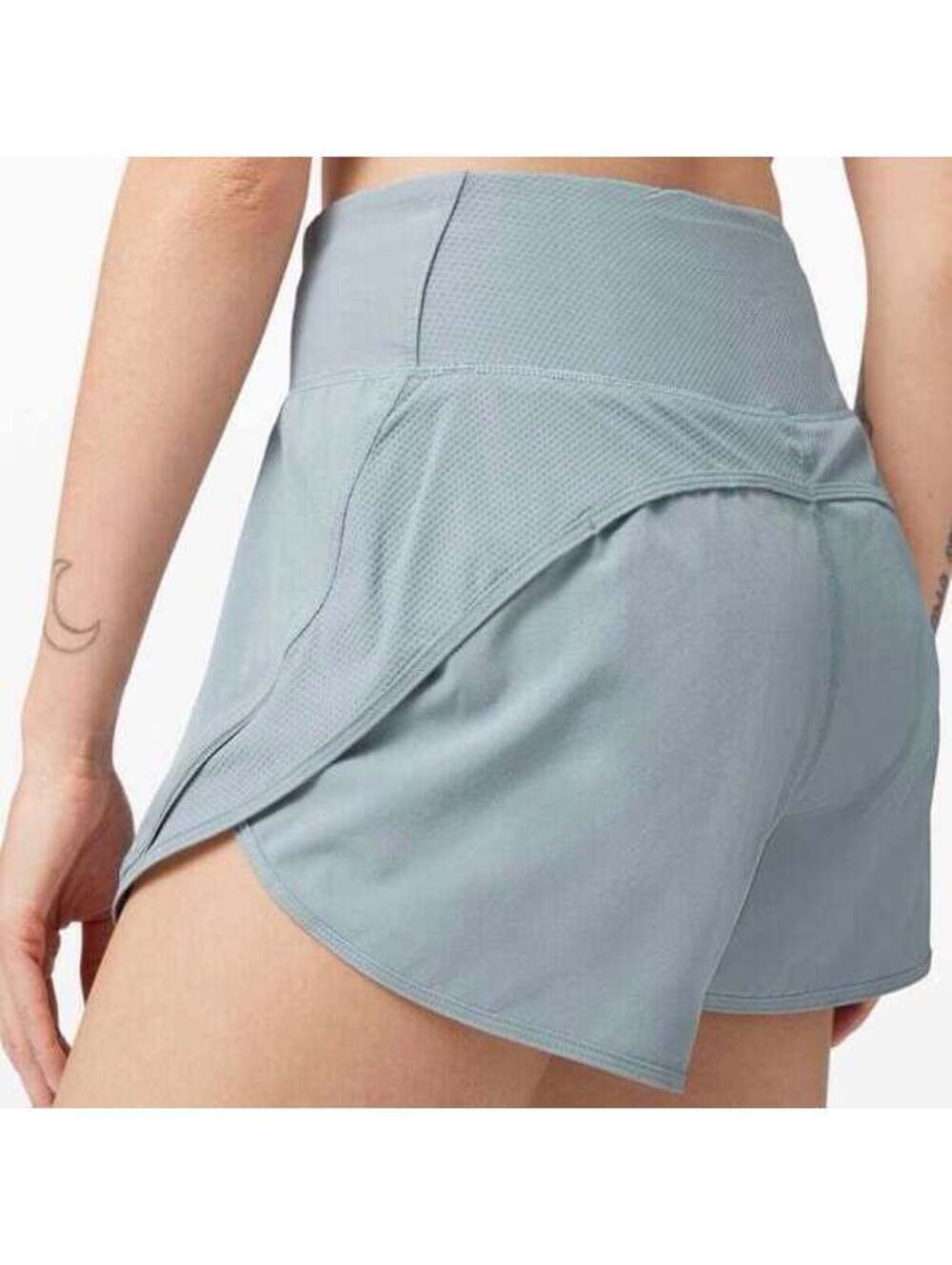 Lululemon Run Off Route High Rise Short 4” size 6
